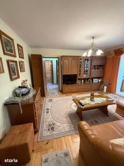 Apartament cu 2 camere semidecomandat în George Enescu