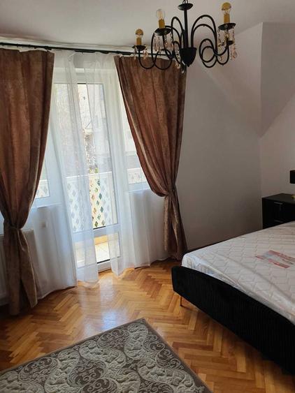 Inchiriere casa la curte - 5