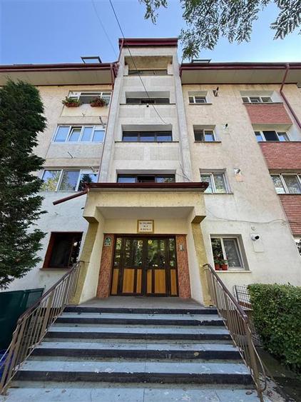 Apartament cu 2 camere decomandat în Dacia