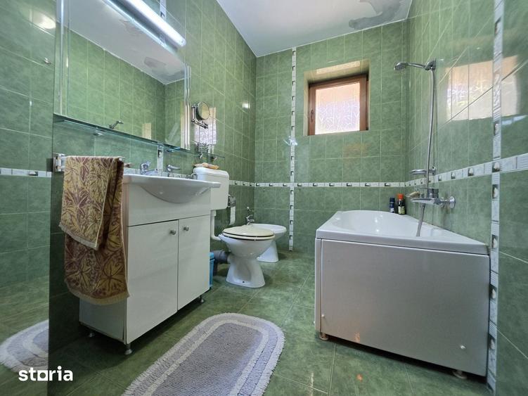 Casă cu 6 camere cu Teren 1250 Mp în Chiajna
