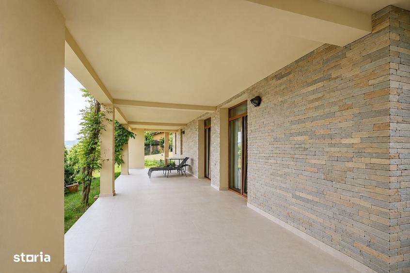 Casă cu 4 camere în Grigorescu