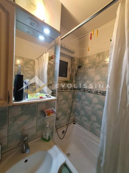 Apartament cu 2 camere decomandat în Astra
