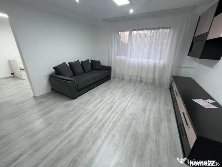 Apartament cu 3 camere semidecomandat în George Enescu