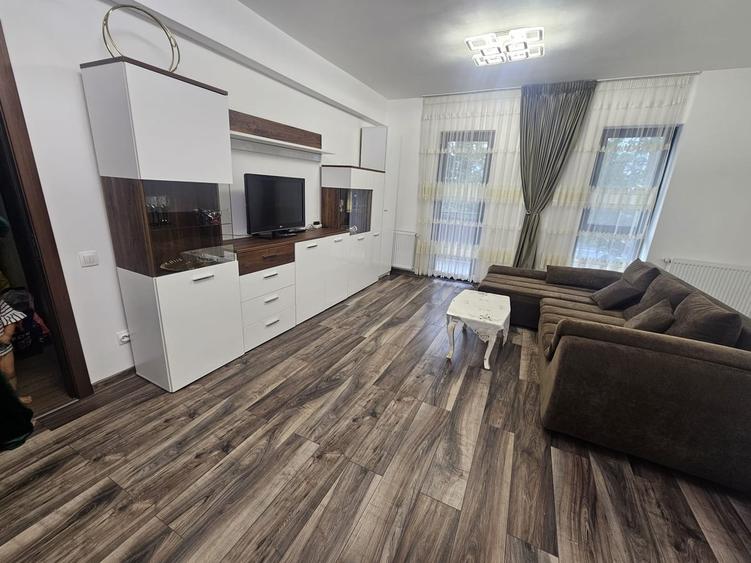 Apartament cu 2 camere decomandat în Metalurgiei