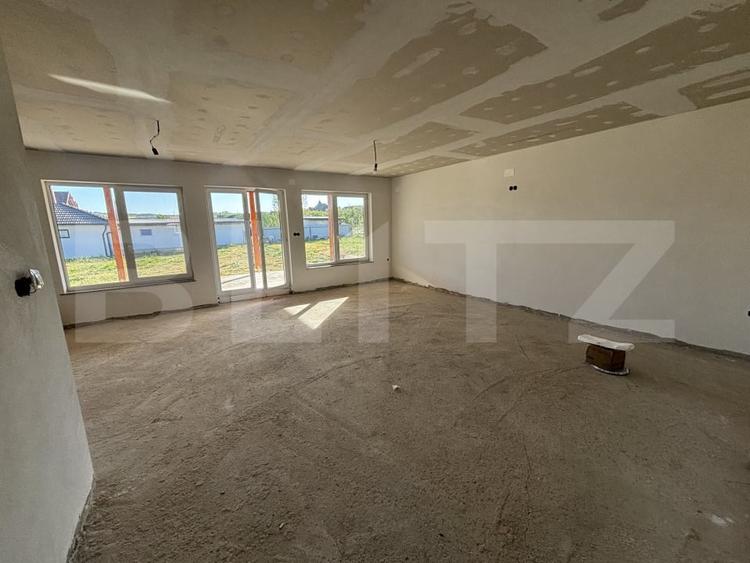 Casă individuală cu 3 camere cu Canalizare în Șimleu Silvaniei