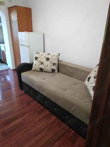 Garsonieră decomandată în Micro 40