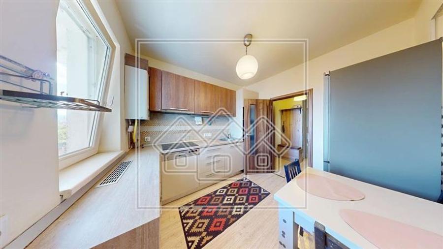Apartament cu 2 camere decomandat în Turnișor