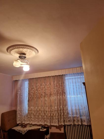 Apartament cu 2 camere semidecomandat în Calea Galați