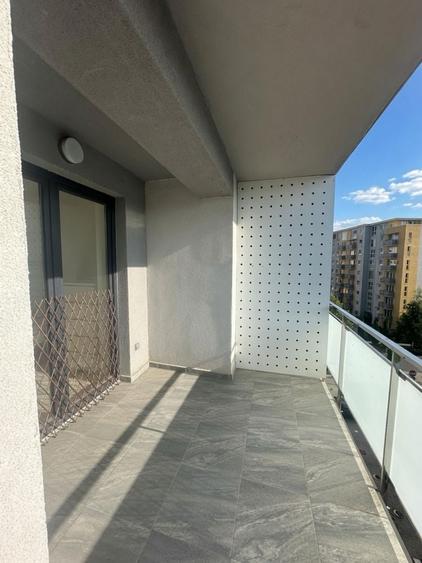 Apartament cu 3 camere decomandat în Avantgarden
