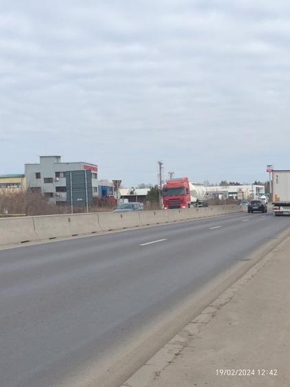 Teren Construcții intravilan de 4580 mp, în Odăi