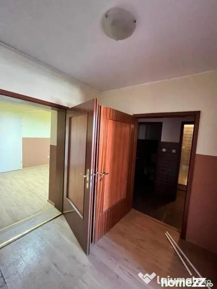 Spațiu comercial, de 150 mp, în Rădăuți