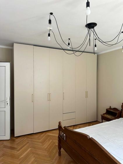 Apartament cu 2 camere decomandat în Polivalentă