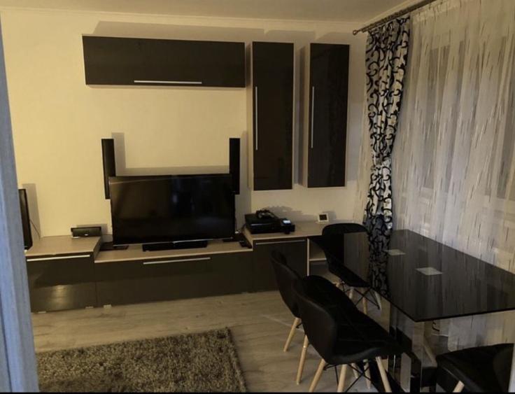 Spațiu comercial, de 43 mp, în Năvodari