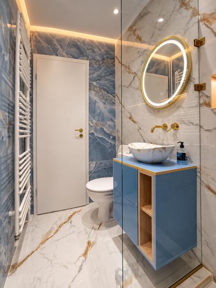 Apartament cu 3 camere semidecomandat în Drumul Taberei