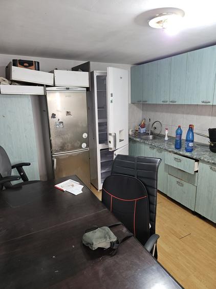 Casă cu 3 camere în Central