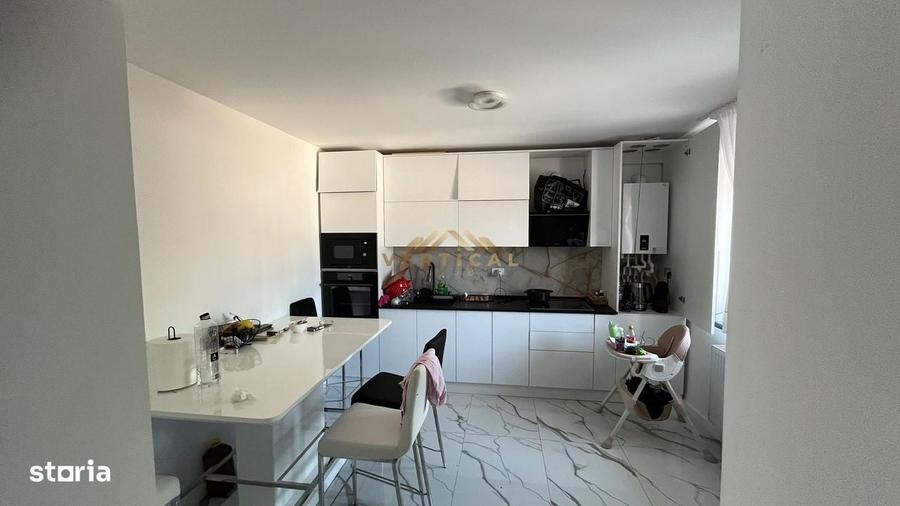 Casă cu 4 camere cu Teren 425 Mp în Vidra