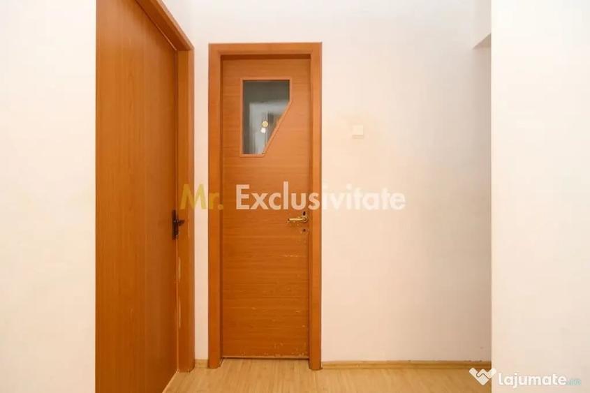 Apartament cu 4 camere decomandat în Craiovei