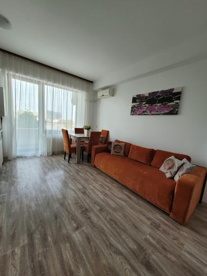 Apartament cu 2 camere semidecomandat în Central