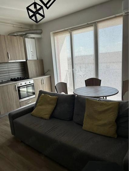 Apartament cu 2 camere semidecomandat în Giroc