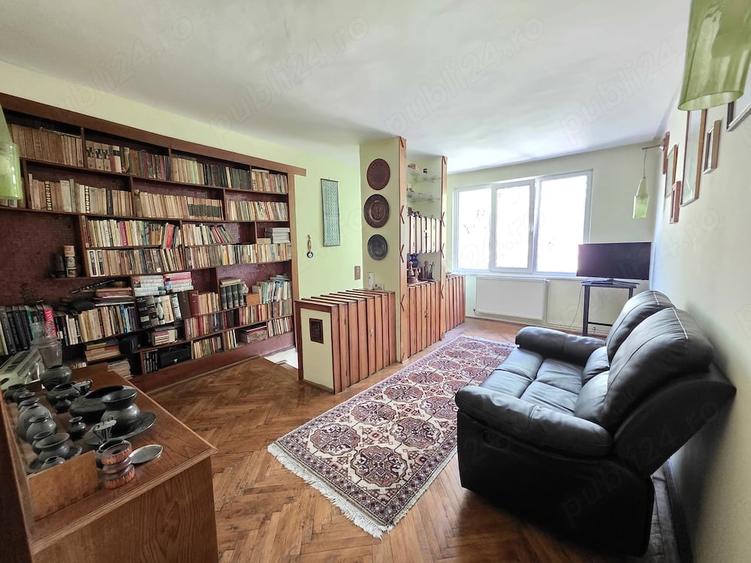 Casă cu 4 camere cu Teren 323 Mp în Central