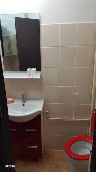 Apartament cu 3 camere în Crângași