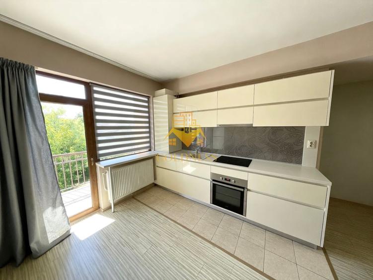 Apartament cu 2 camere semidecomandat, mobilat în Bună Ziua