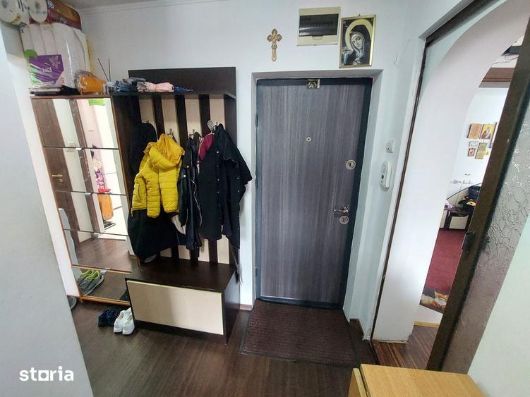 Apartament cu 4 camere în Sud