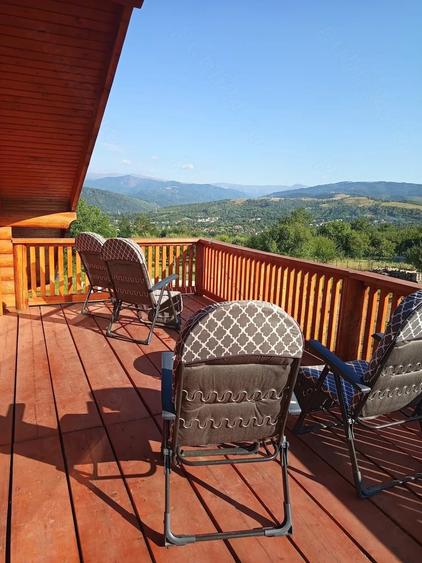 Casă cu 4 camere cu Teren 6240 Mp în Valea Mare