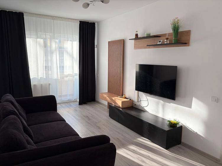 Apartament cu 2 camere decomandat în Berceni