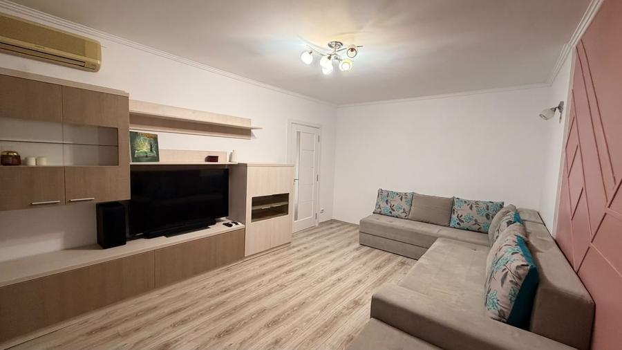 Apartament cu 2 camere, mobilat în Banu Manta
