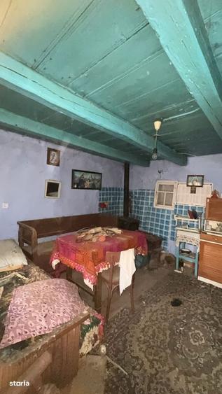 Casă cu 3 camere în Central