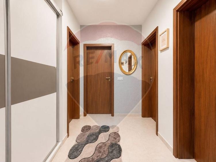 Apartament cu 2 camere în Sânpetru