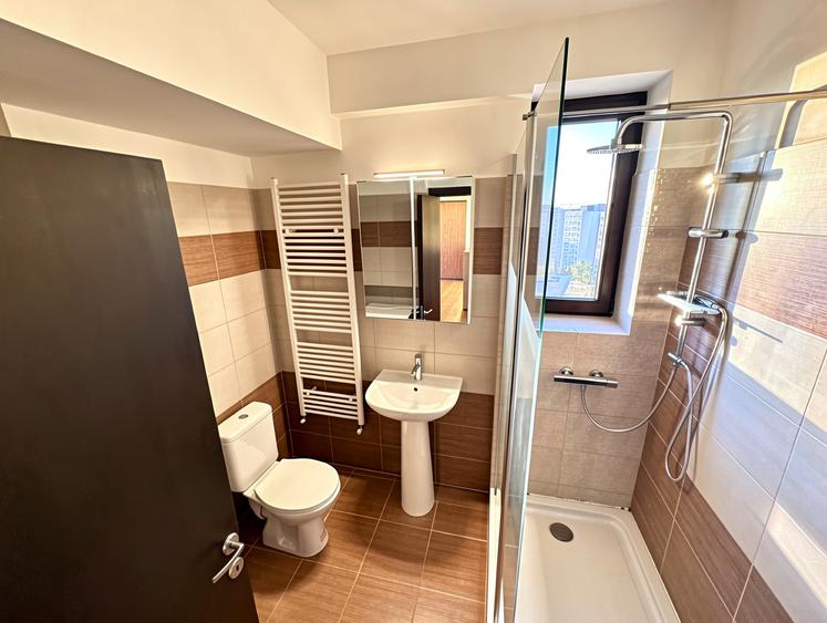 Apartament cu 2 camere decomandat în Iancului