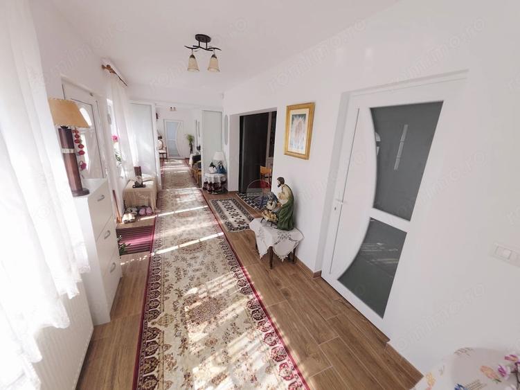 Casa / Vila cu 3 camere de vanzare - 9