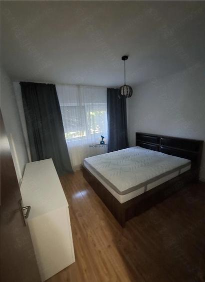 Apartament cu 2 camere decomandat în Apărătorii Patriei