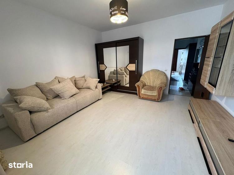 Apartament cu 2 camere semidecomandat, mobilat în Metalurgiei
