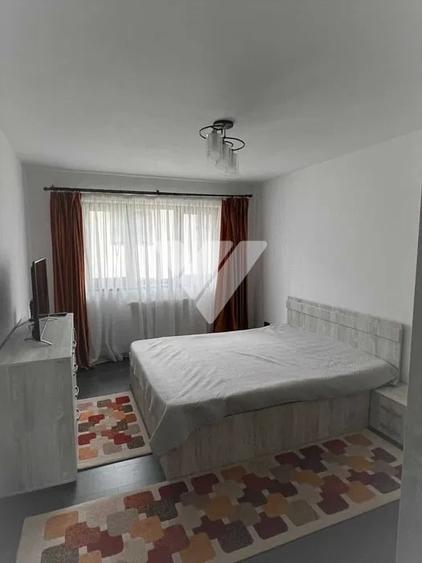 Apartament cu 3 camere decomandat, mobilat în Șelimbăr