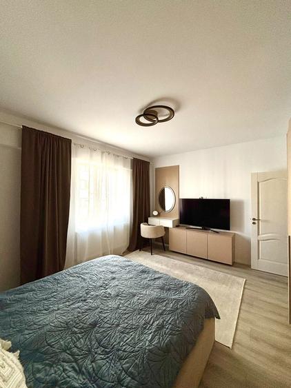 Apartament cu 2 camere decomandat în Central