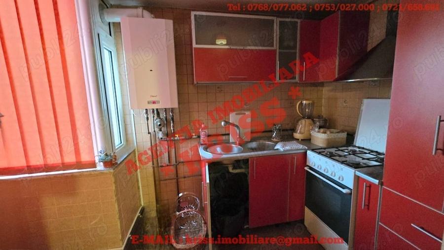 Apartament cu 4 camere decomandat în Găvana