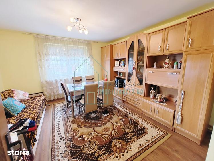 Casă cu 4 camere cu Teren 732 Mp în Central