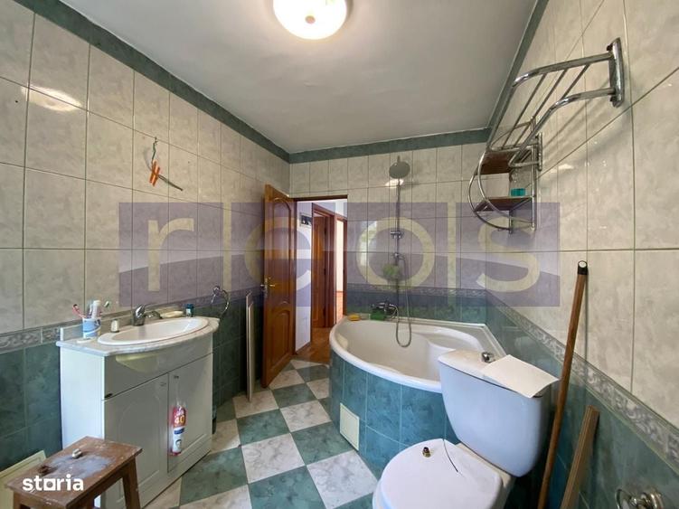 Casă cu 4 camere în Sălaj