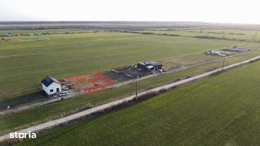 Teren de 501 mp, în Bujac