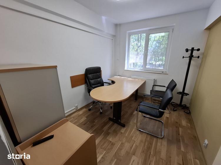Apartament cu 4 camere în Central