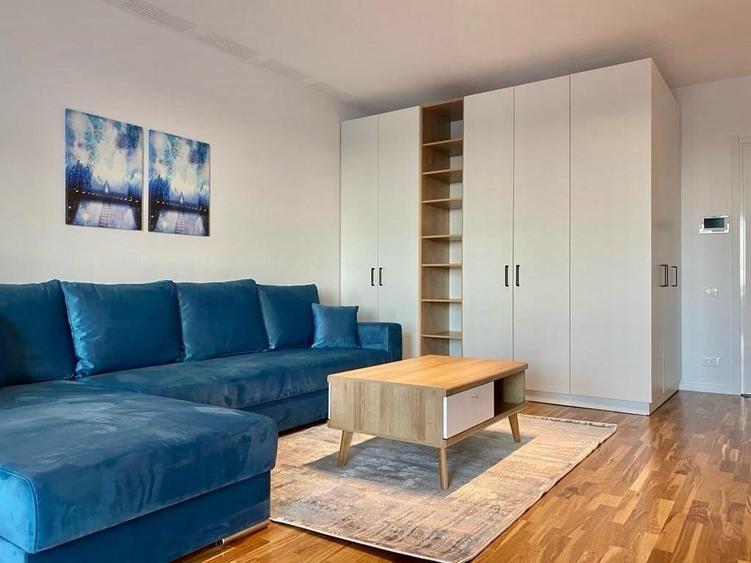 Apartament cu 2 camere decomandat în Aviației