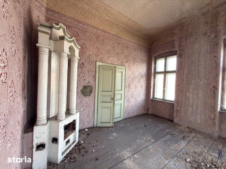 Apartament cu 5 camere în Traian