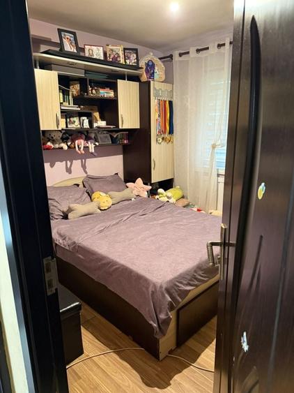Apartament cu 2 camere semidecomandat în Obor