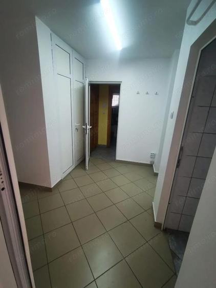 Spațiu comercial, de 50 mp, în Siderurgiștilor