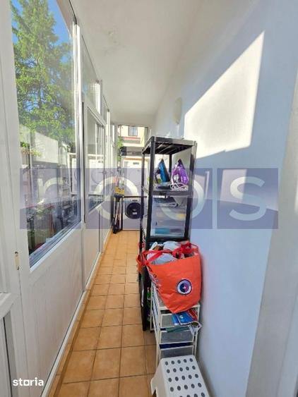 Apartament cu 4 camere decomandat, mobilat în Primăverii