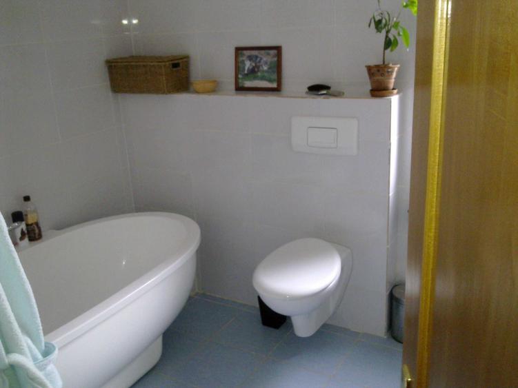 Casă cu 4 camere în Păun