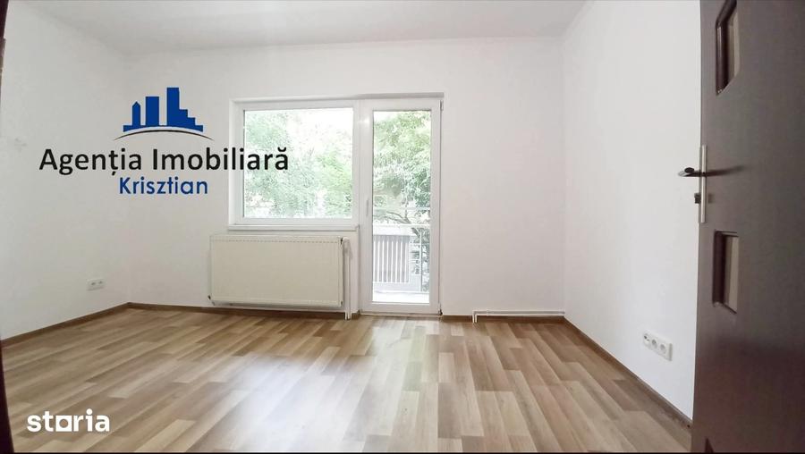 Apartament cu 4 camere decomandat în Burdea
